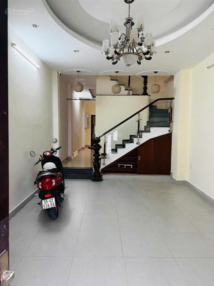 Nhà cho thuê hxhnguyễn hữu dật, p tây thạnh, tân phú  15tr1lầu3pn có nội thấtgần trường đhct