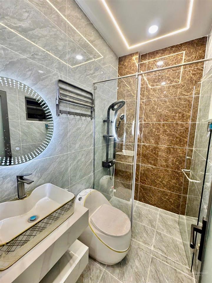 17tr  5 tấm  6pn  căn góc 2 mặt hẻm xe hơi  mã lò lê văn quới, bình tân