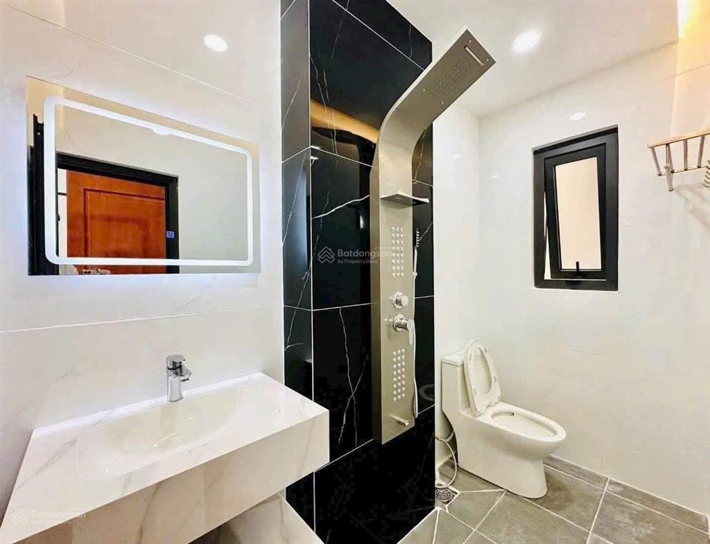 Nhà đẹp mới 100% hxh 4x15m5tấm4pnhương lộ 2  gần chợ bình trị đông  bv quận bình tân