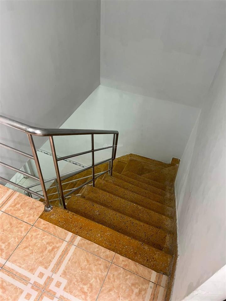 15tr3pnhxhnhà mới sơn sửa đường huỳnh thiện lộc  lũy bán bích, tân phú