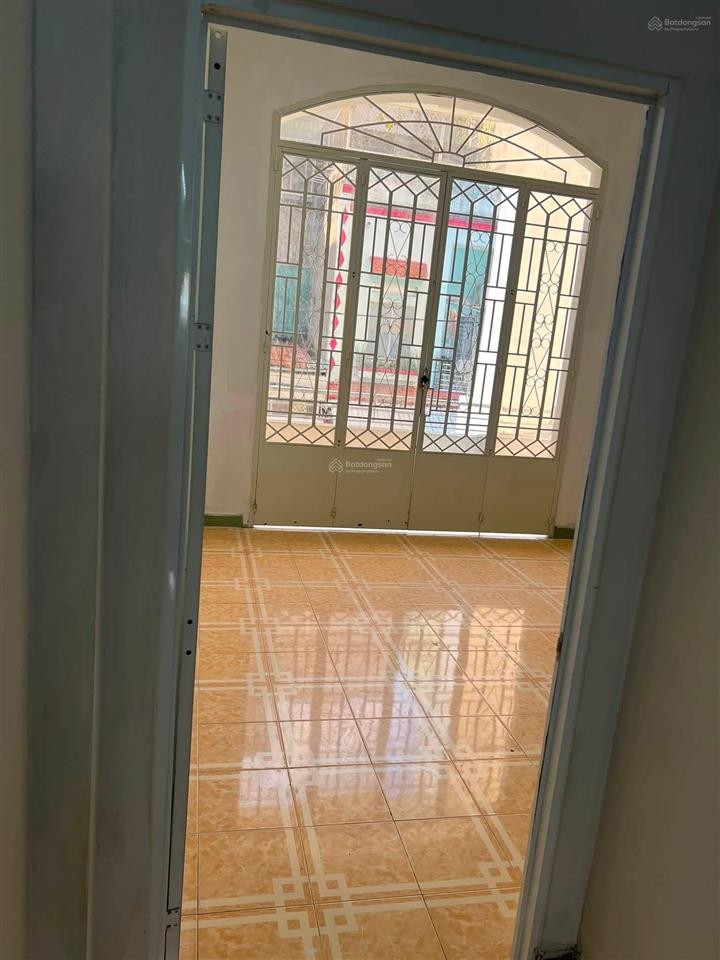 15tr3pnhxhnhà mới sơn sửa đường huỳnh thiện lộc  lũy bán bích, tân phú