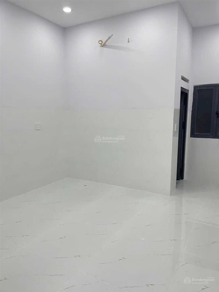 Nhà mới đẹp quá rẻ 15tr  4x22m  3pn, đường tỉnh lộ 10, bt giáp khu tên lửa
