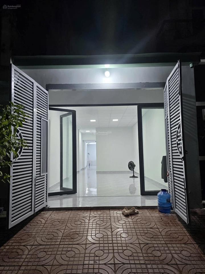 Mtkd đường số 5, kdc nam long, an lạc, bình tân  nhà mới 100%  2pn  gần chợ