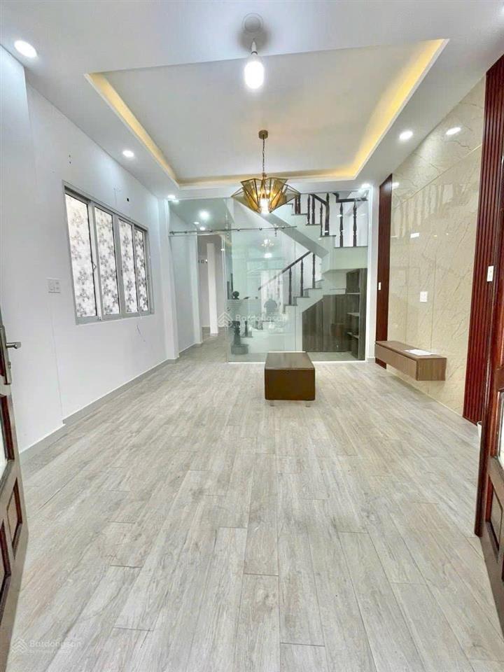 Cho thuê nhà riêng 75.6m2, 12 triệu vnd, kênh nước đen, bình tân giáp tân phú