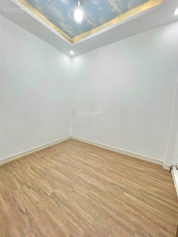 Cho thuê nhà riêng 75.6m2, 12 triệu vnd, kênh nước đen, bình tân giáp tân phú