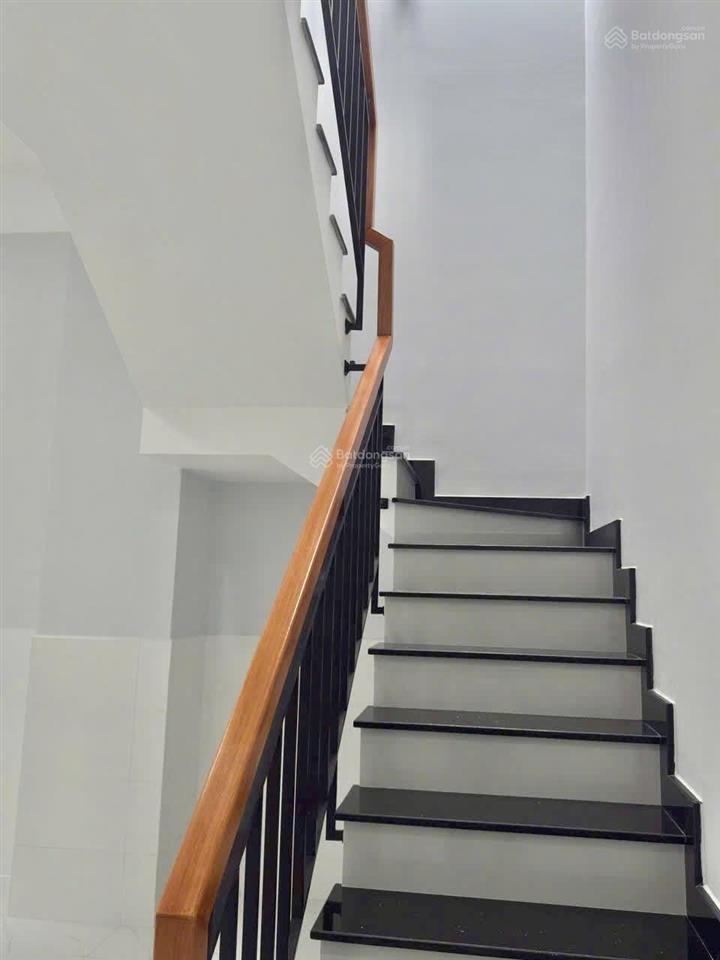 13tr  67m²  1 lầu  2pn  hxm  hương lộ 2  bình trị đông, bình tân