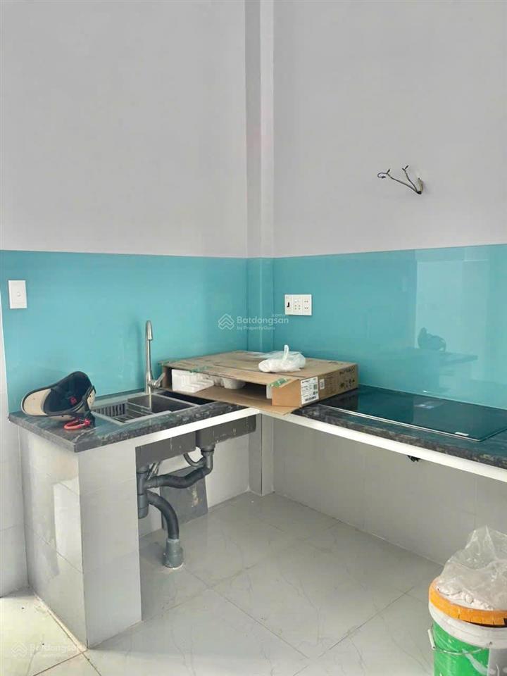 12tr  2lầu  4pn  hxh  hương lộ 2 gần 4 xã, giáp tân phú