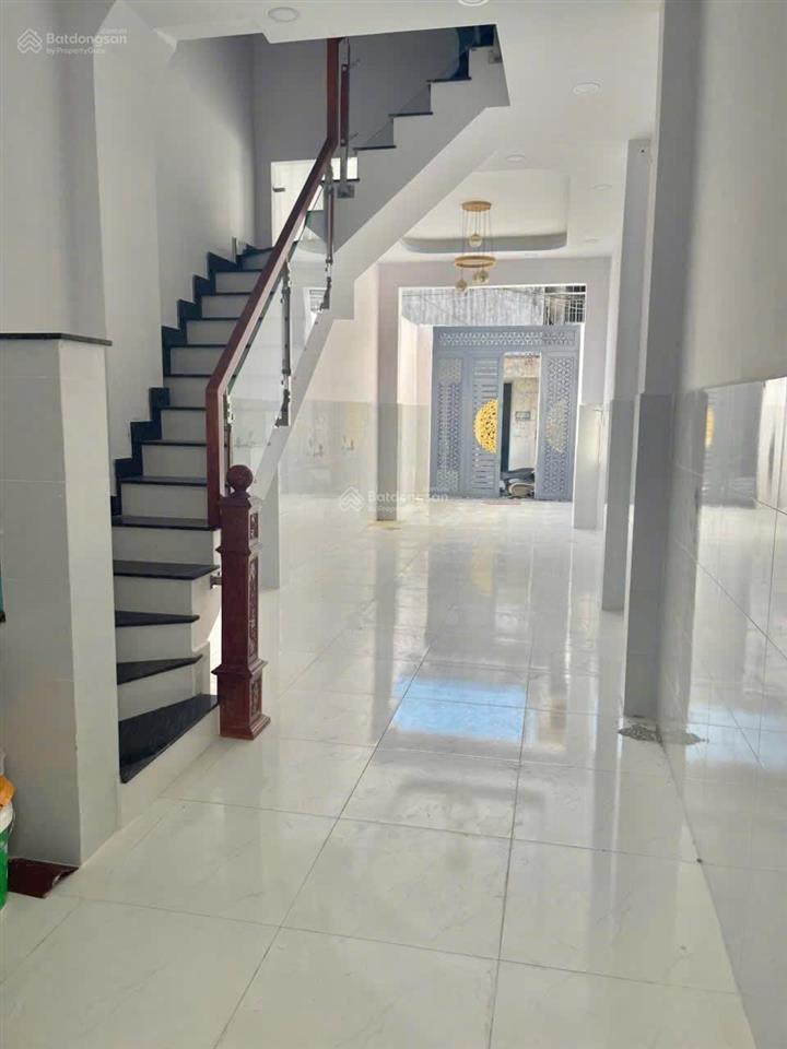 12tr  2lầu  4pn  hxh  hương lộ 2 gần 4 xã, giáp tân phú