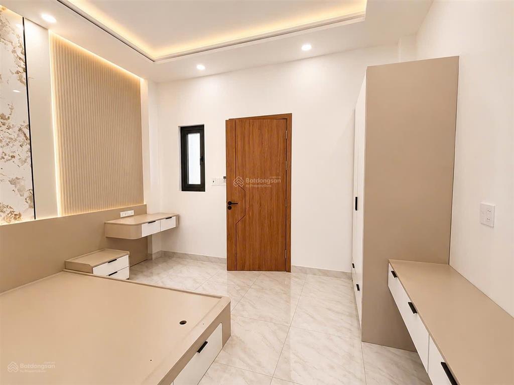 15tr3lầu4pnnhà mới đẹp full nội thất  phường bình tân