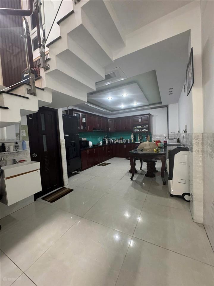 18tr  nhà đẹp full nội thất  hxh  đường dân chủ, tân thành, tân phú