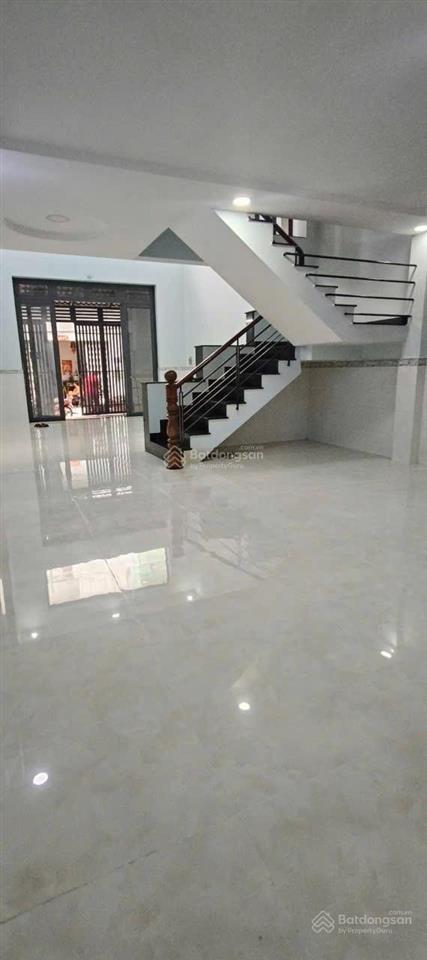 Cho thuê nhà đẹp hẻm xe hơi  đường số 5, bình tân giáp tân phú giá chỉ 12 triệu/tháng