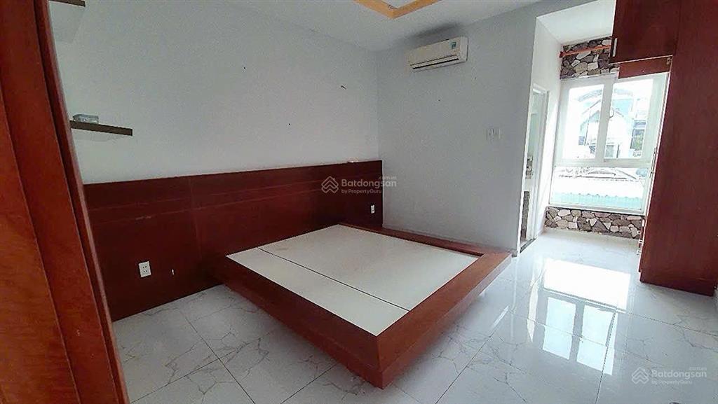 18tr  3lầu  5pn  nhà đẹp full nội thất  hxh thông  lê văn quới bình tân