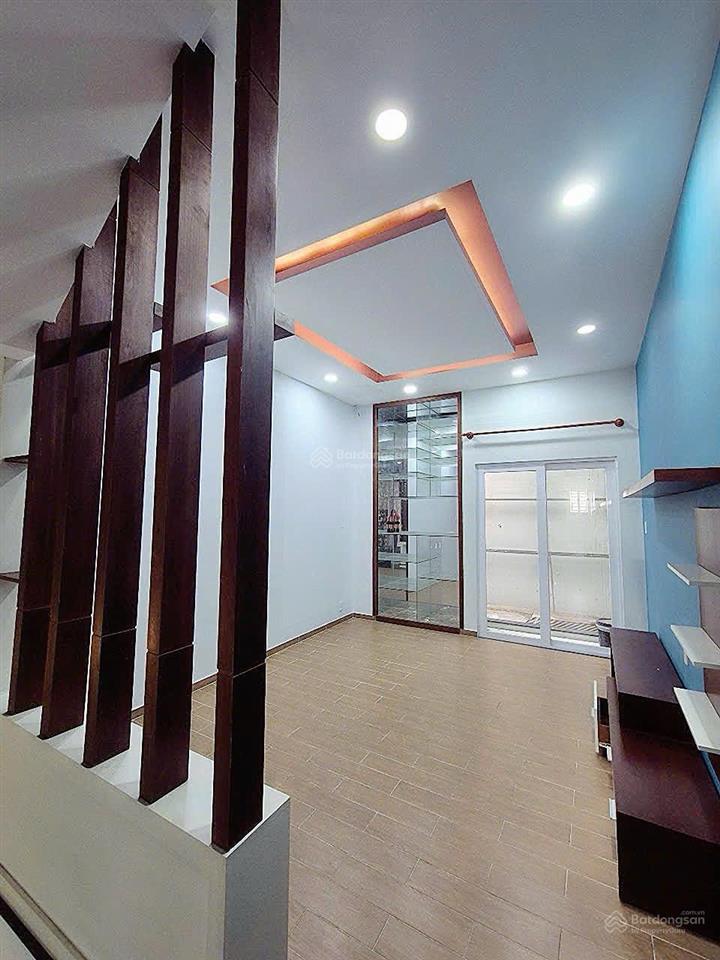 18tr  3lầu  5pn  nhà đẹp full nội thất  hxh thông  lê văn quới bình tân