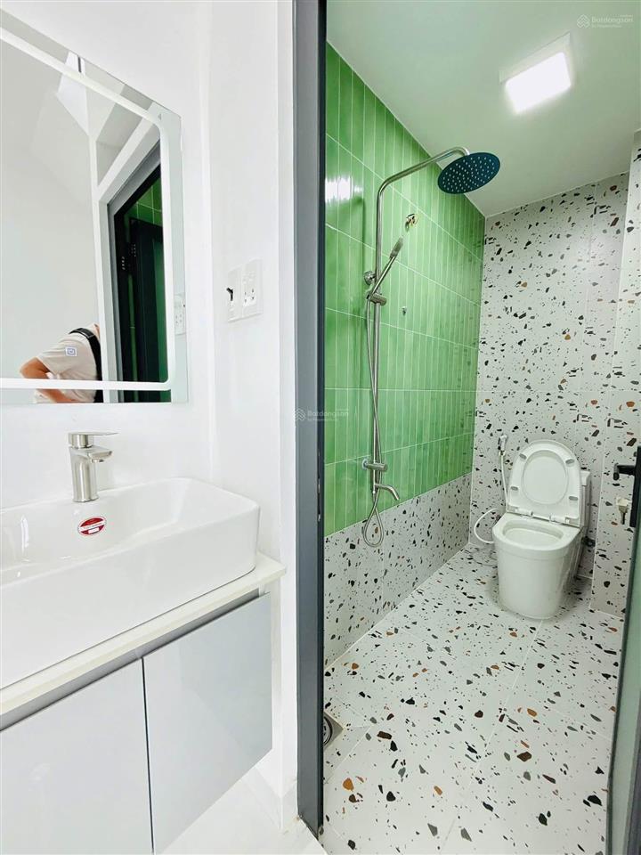 Nhỉnh 5 tỷ  bán nhà căn góc 3 mặt hẻm phạm thế hiển, q8