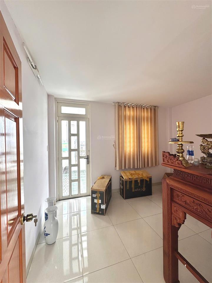 Cho thuê nhà riêng 4pn, 5wc, 72m2 tại lê văn quới, view đẹp hot!