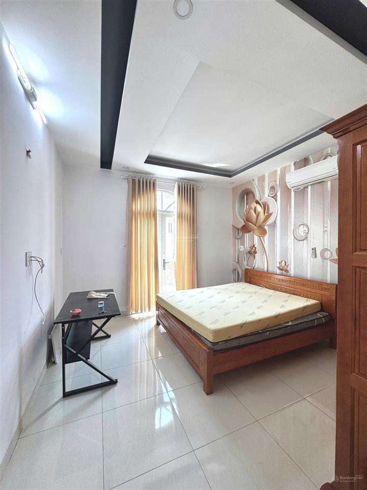 Cho thuê nhà riêng 4pn, 5wc, 72m2 tại lê văn quới, view đẹp hot!