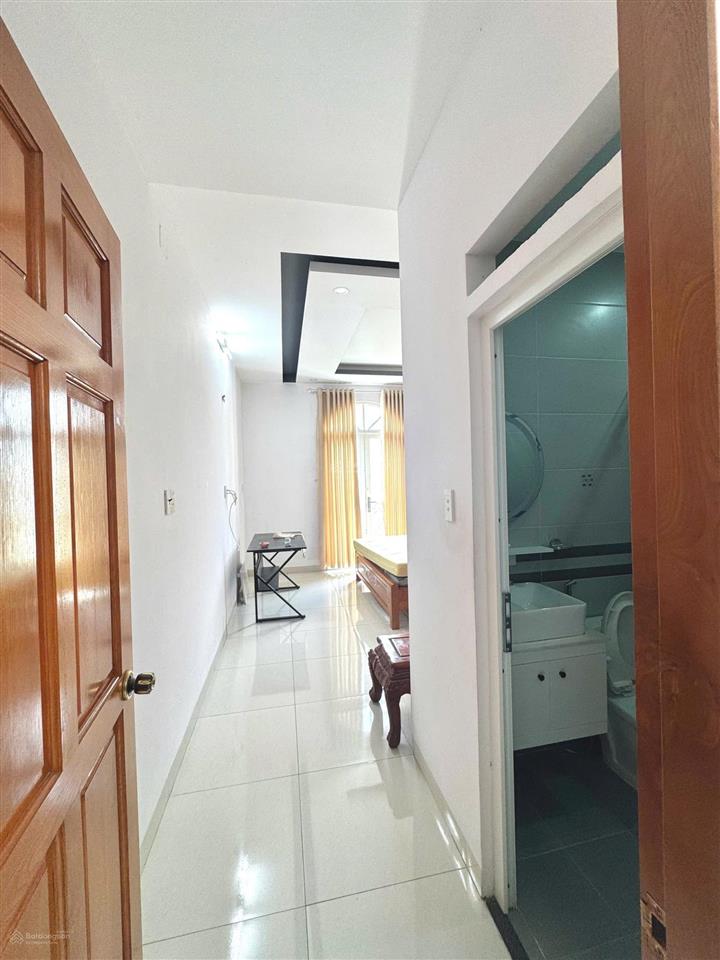 Cho thuê nhà riêng 4pn, 5wc, 72m2 tại lê văn quới, view đẹp hot!