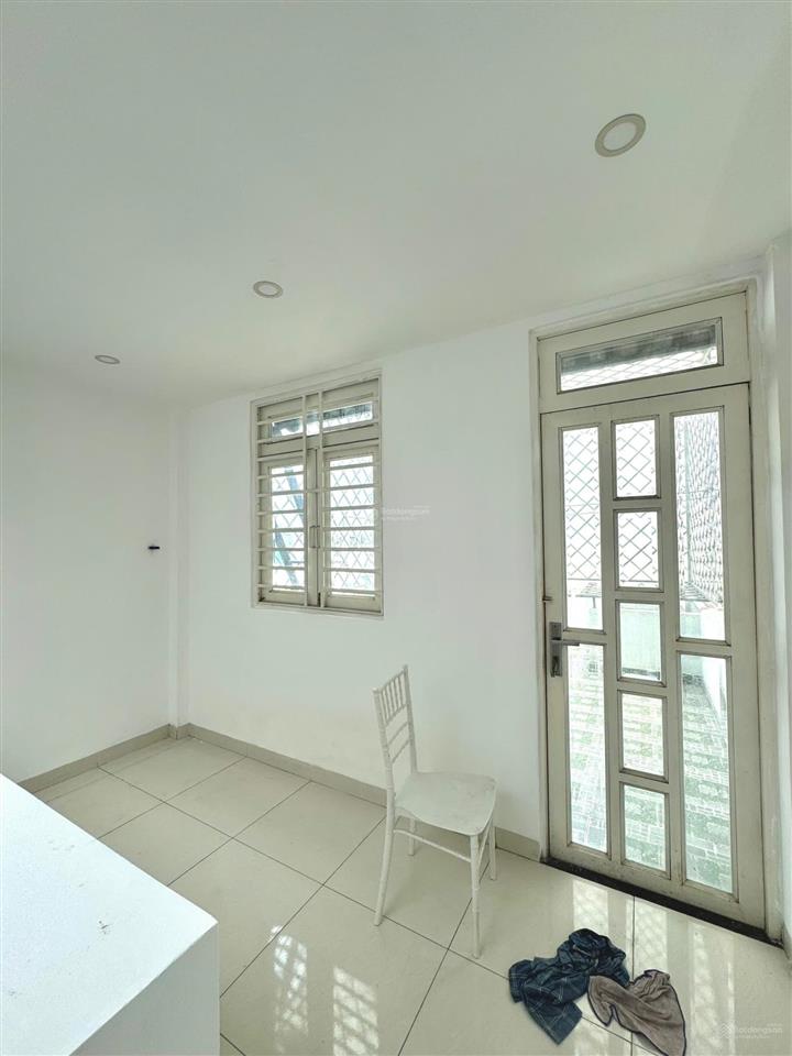 Cho thuê nhà riêng 4pn, 5wc, 72m2 tại lê văn quới, view đẹp hot!