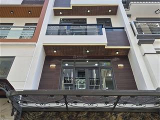 Thang máy 450kg  khu phân lô vip lê văn quới  56m2 (4 x 14)  5 tầng  tặng full nội thất