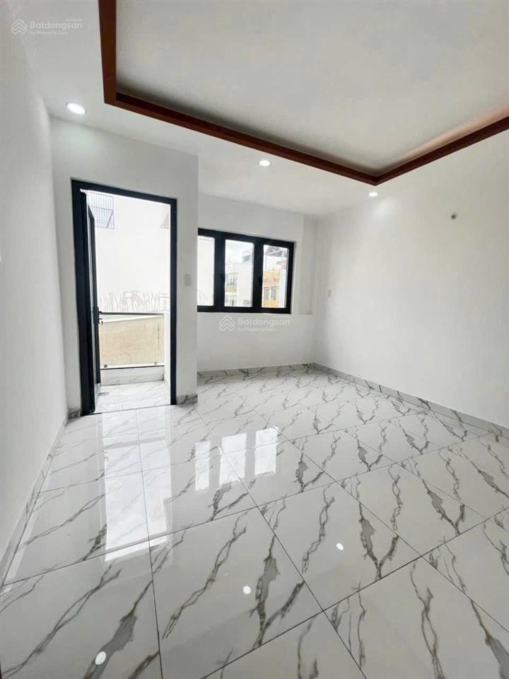 14 triệu nhà 4 tầng, 4pn, hẻm 5m thông ngay chợ lê văn quới, bình tân