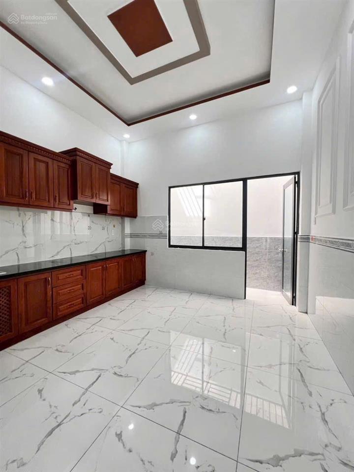 14 triệu nhà 4 tầng, 4pn, hẻm 5m thông ngay chợ lê văn quới, bình tân