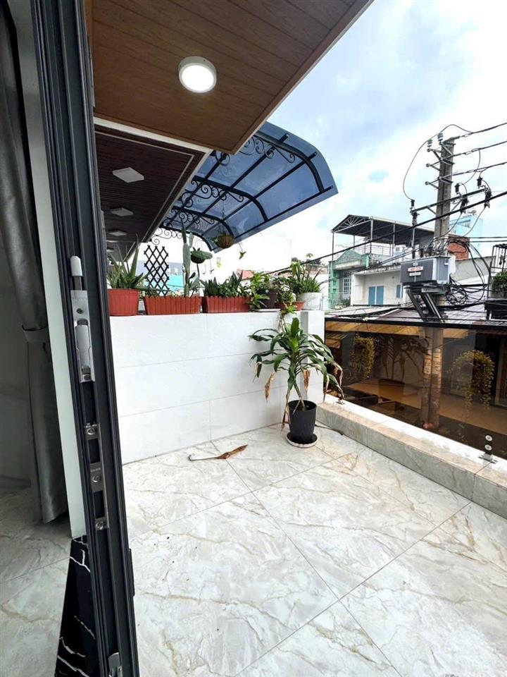 25 triệu/tháng  4x16m  3 lầu  5pn nhà mới 100% mặt tiền ấp chiến lược bình tân