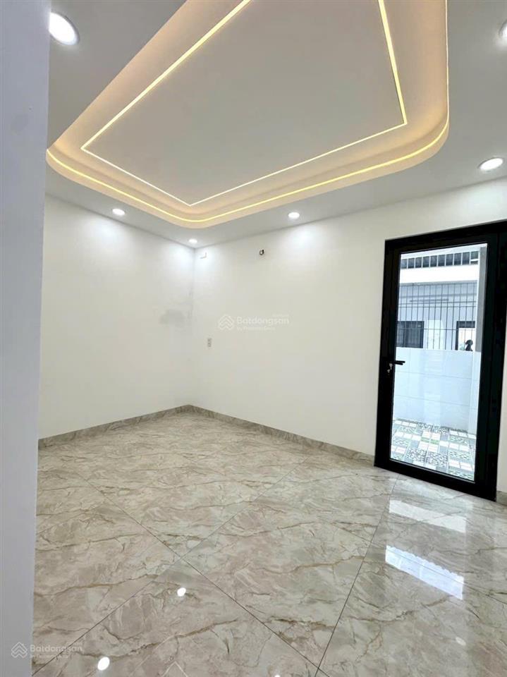 25 triệu/tháng  4x16m  3 lầu  5pn nhà mới 100% mặt tiền ấp chiến lược bình tân