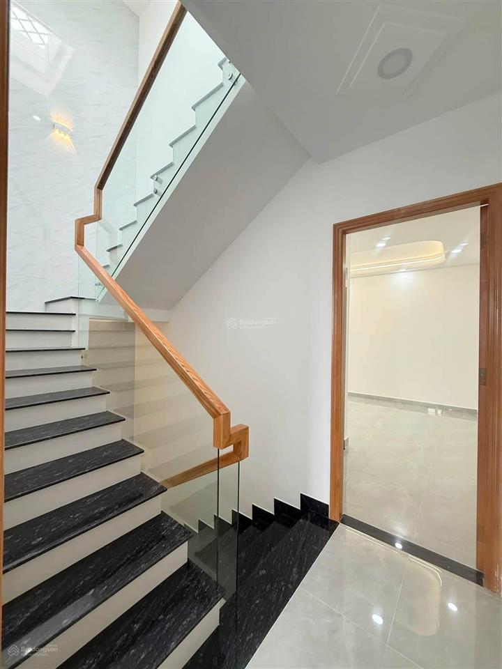 Giá hời khu o lò hl2  50m2 (4.2x12) 5 tầng xây mới 100%  giá chỉ 6.x tỷ
