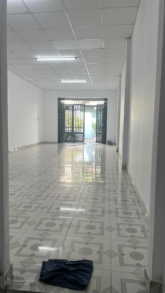 13tr  4.5x25m (nở hậu 9.9m)  nhà cấp 4  2pn thoại ngọc hầu, tân phú