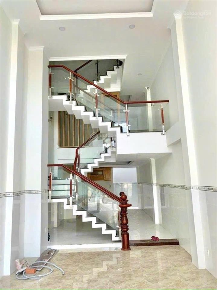 14tr  4x15m  3 lầu  4pn  hxh  khu nhà đồng bộ đường số 18b bình hưng hòa a, bình tân