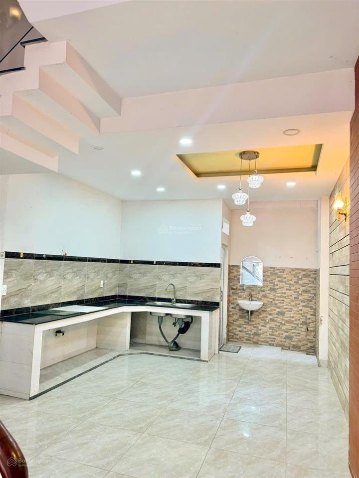 12 triệu  4x14m  2lầu sân thượng  4pn  hẻm xe tải 6 m thông  mã lò  hương lộ 2, bình tân