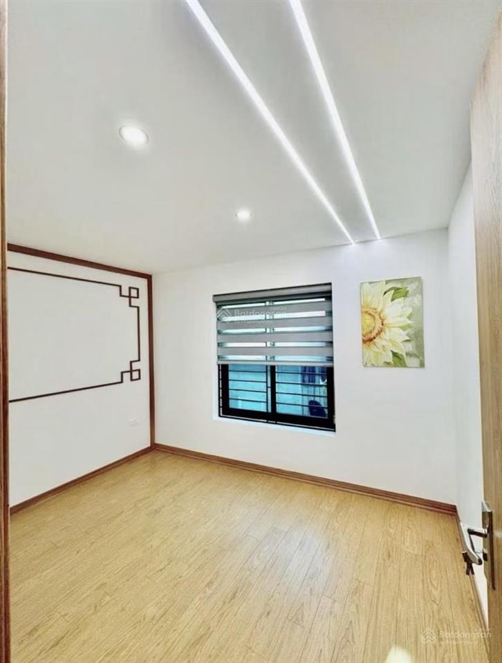 Bán nhà xuân đỉnh. ngõ 3 gác rộng thoáng, dt 40m2, mt 4.5m, giá nhỉnh 8tỷ