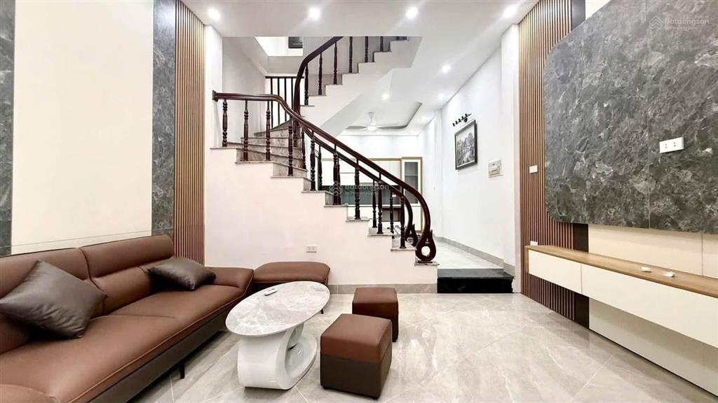 Nhà đẹp xuân đỉnh, full nội thất, ngõ 3 gách thông gần ô tô, sát đsq hàn quốc.