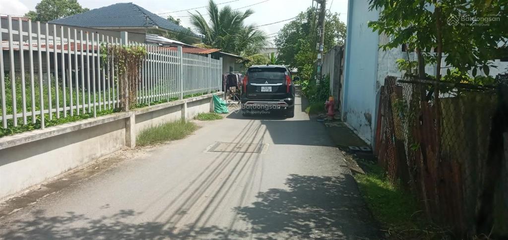 Bán đất xã tân thới 2 hóc môn tphcm 150m thổ cư , đường nhựa thông xe tải giá 3,8 tỷ