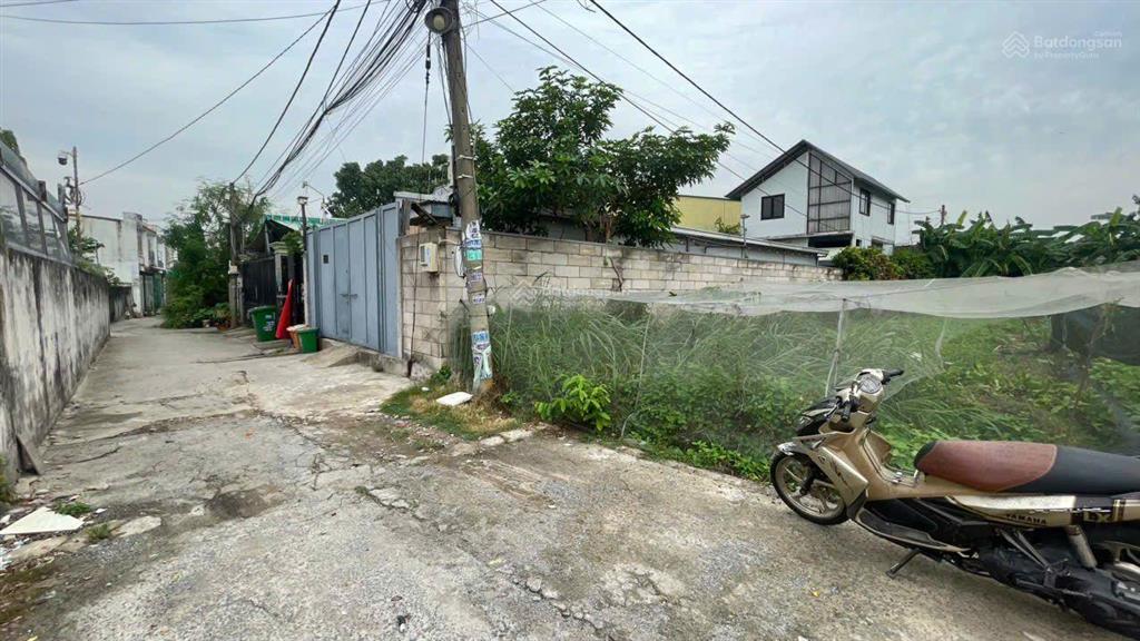 Giảm tiếp 100tr thiện chí bán lô đất đường bùi thị lùng gần chợ hóc môn 240m 5ty5 giá cũ 6 tỷ