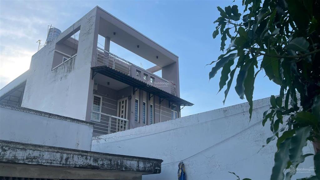 Bán nhà 3 lầu, mặt tiền nhựa 10m tại đông thạnh hóc môn giá 8 tỷ