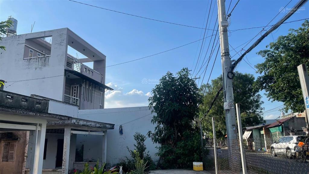 Bán nhà 3 lầu, mặt tiền nhựa 10m tại đông thạnh hóc môn giá 8 tỷ