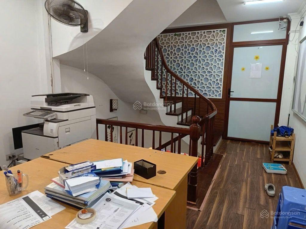 Phố mai dịch cầu giấy ô tô vào nhà 48m  6tầng 5 ngủ đầy đủ công năng nhà đẹp ở ngay, văn phòng