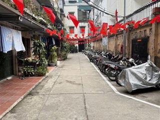 Tập thể tầng 2 phố quan hoa  100m2  3 ngủ, 2wc, 2 ban công full đồ ở ngay, tiện ích bạt ngàn