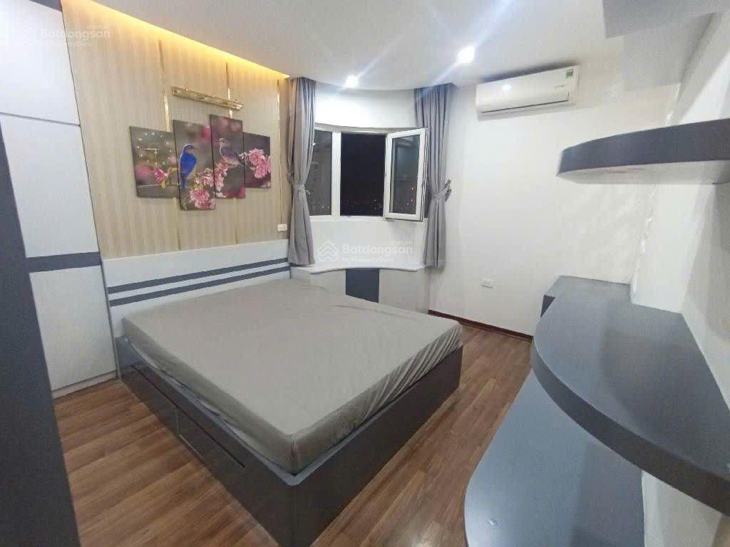 Bán gấp chung cư ct2c kđt nghĩa đô  57m2  2ngủ, 2wc lô góc 2 mặt thoáng tầng trung đẹp nhất tòa
