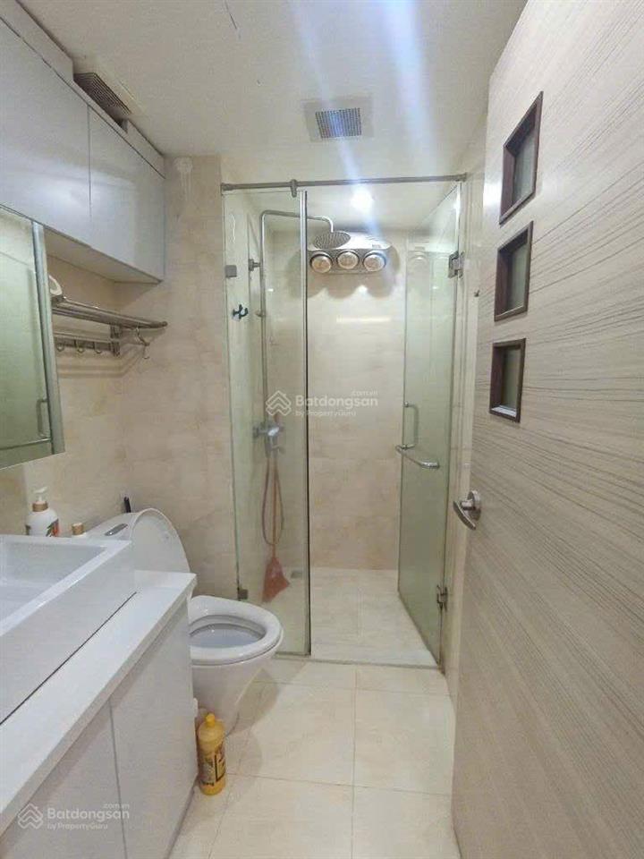 Bán gấp chung cư ct2c kđt nghĩa đô  57m2  2ngủ, 2wc lô góc 2 mặt thoáng tầng trung đẹp nhất tòa
