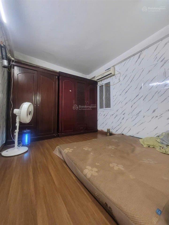 Mặt phố hồng hà hoàn kiếm 140m 3 tầng mặt tiền 4,5m kinh doanh bất chấp thể loại, vỉa hè rộng