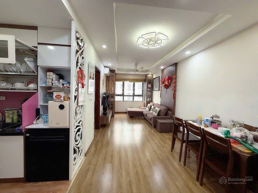 Chung cư ct2 thái hà, phạm văn đồng 70m  2pn 2wc  full nội thất view hồ, tiện ích chân tòa nhà