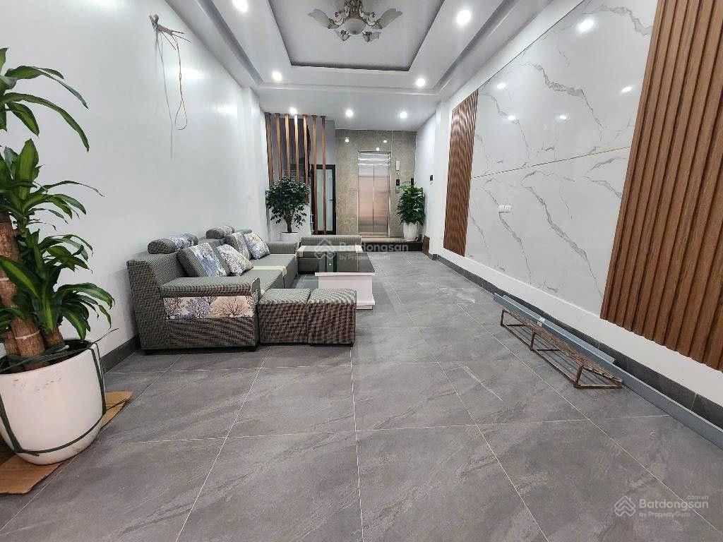 Phố trần thái tông 39m 6 tầng thang máy ô tô đỗ hiếm nhà bán ngõ to đẹp như phố, tiện ích đỉnh