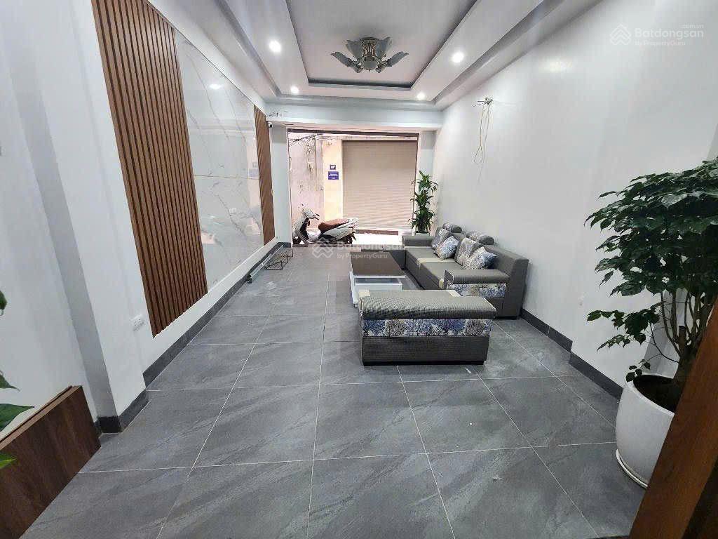 Phố trần thái tông 39m 6 tầng thang máy ô tô đỗ hiếm nhà bán ngõ to đẹp như phố, tiện ích đỉnh