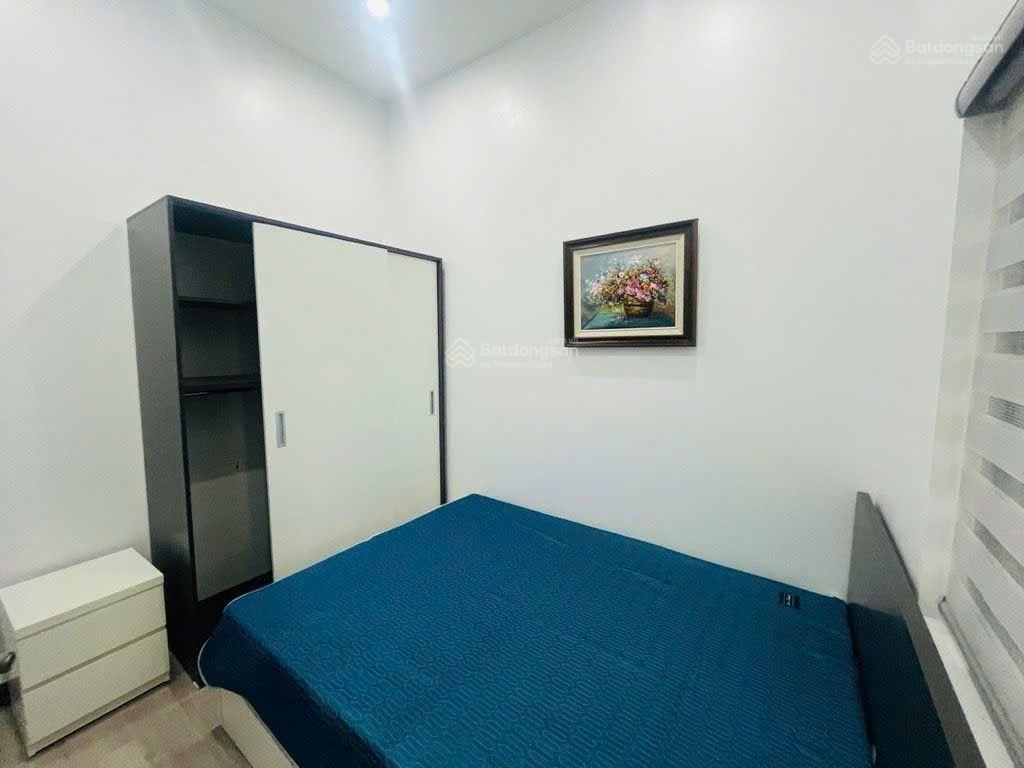 Tập thể tư lệnh bộ đội biên phòng phố trần bình 68m 3pn  2wc full nội thất, ô tô đỗ cửa