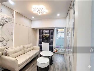 Tập thể tầng 3 phố nguyễn khánh toàn31m/90m  3ngủ rộng, 2wc ở sướng, gần chợ,lô góc 3 mặt thoáng