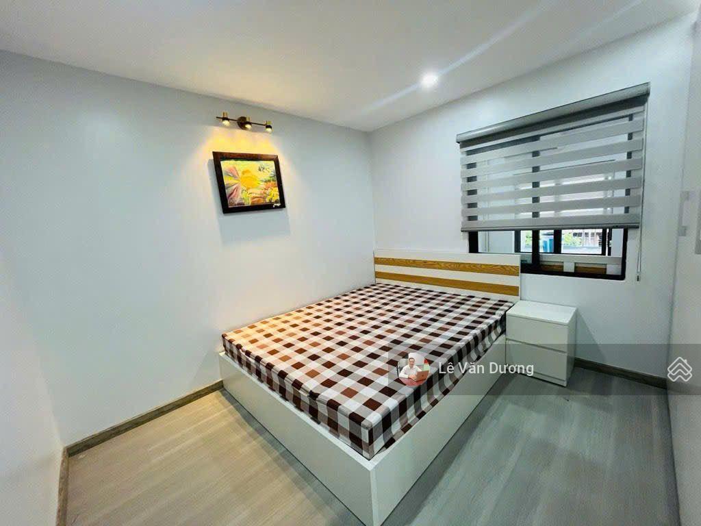 Tập thể nghĩa tân, tô hiệu 50m 2 ngủ riêng ô tô đỗ cổng tiện ích xung quanh ngập tràn, vip