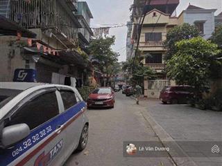 Căn hộ tập thể b4 nghĩa tân diện tích sổ 25m, sử dụng thực tế 55m ô tô đỗ chân cầu thang bán gấp