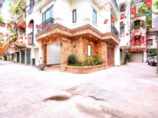 Phân lô phố phạm văn đồng 65m 7 tầng thang máy lô góc 2 mặt ngõ ô tô tránh gara 2 ô tô, kd vip